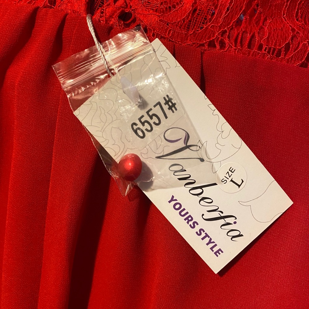 Dress - Picture 4 of 4